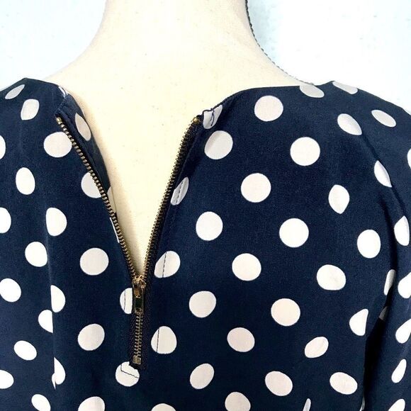 Polka Dot Shortsleeved Blouse - Picture 7 of 10